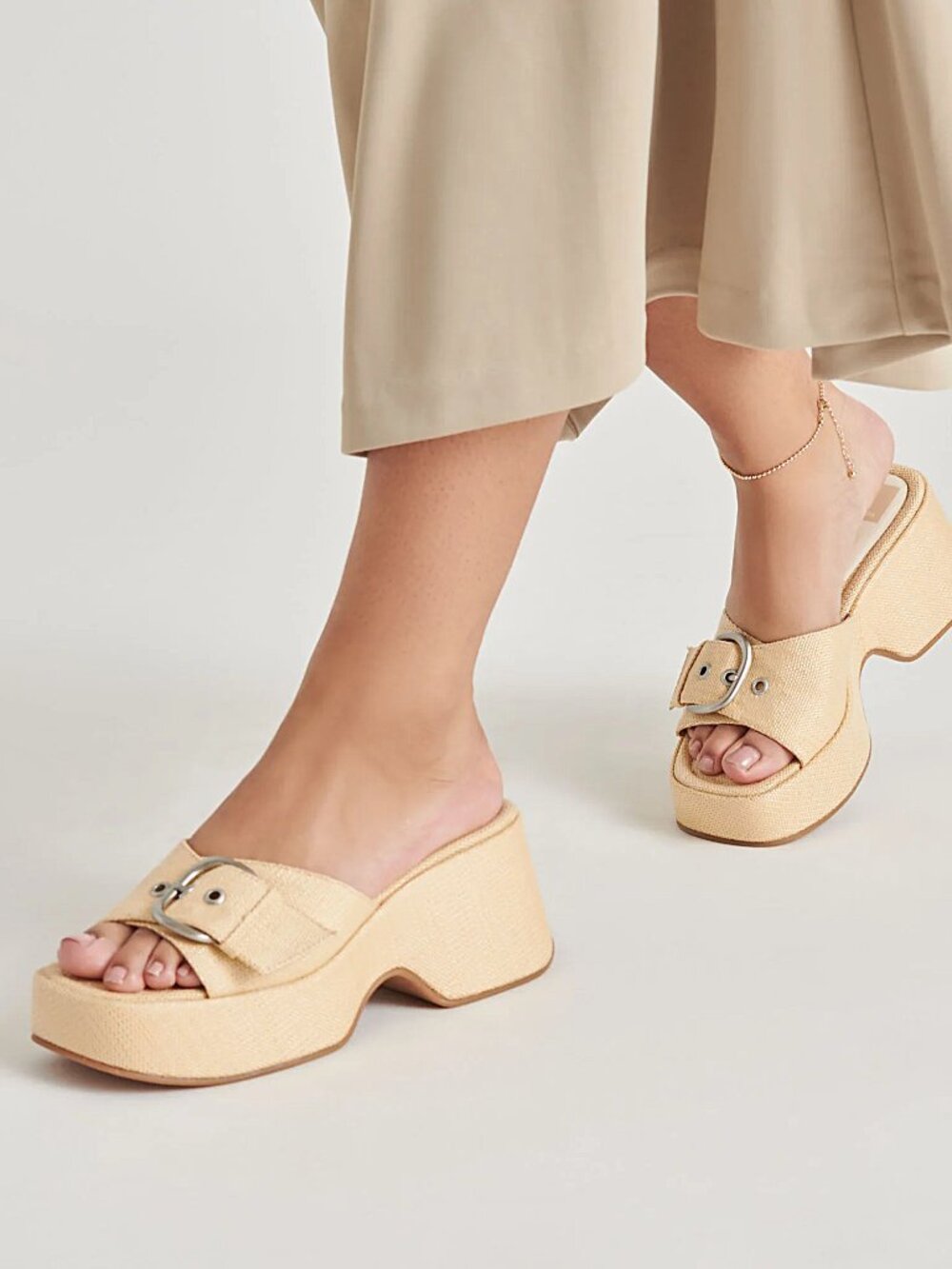 DOLCE VITA Gisel Heels Lt Natural Woven Raffia